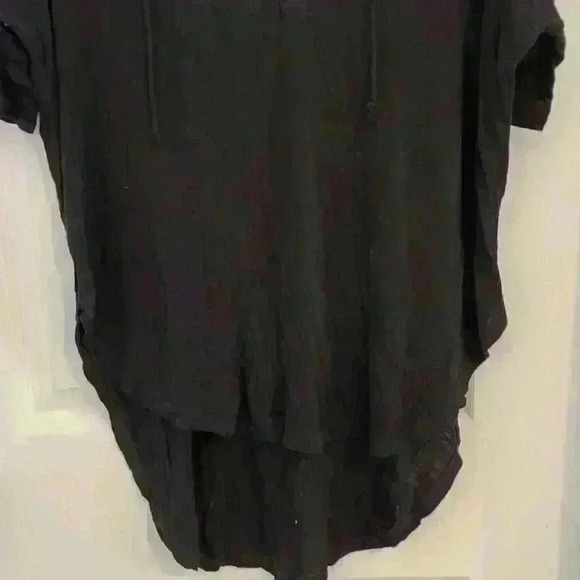 Lush Short Sleeve Top - Picture 5 of 9